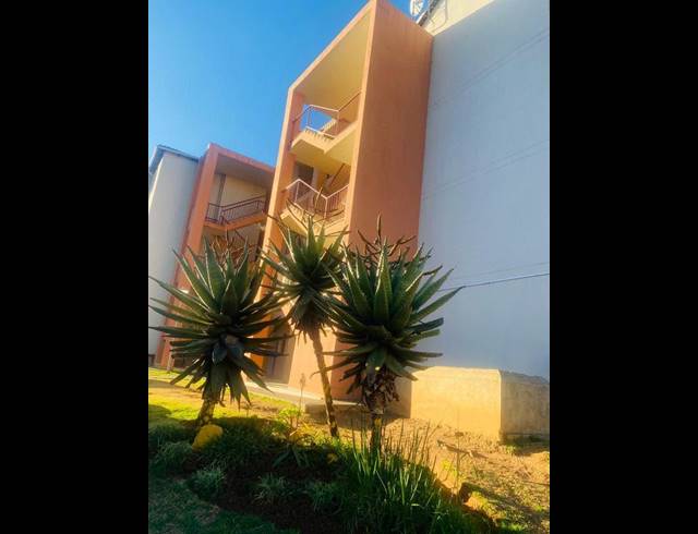 2 BEDROOM APARTMENT FOR SALE IN JABULANI